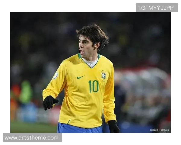 卡卡足球明星海报展现传奇球员风采与激情瞬间的视觉盛宴 卡卡足球明星海报展现传奇球员风采与激情瞬间的视觉盛宴