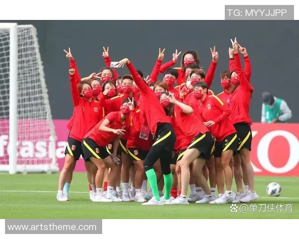 足球明星归国引发热议球迷期待新赛季精彩表现