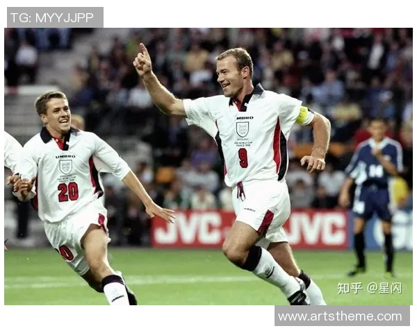 模仿足球明星庆祝动作的乐趣与技巧分享,带你领略足球场上的激情瞬间 模仿足球明星庆祝动作的乐趣与技巧分享,带你领略足球场上的激情瞬间