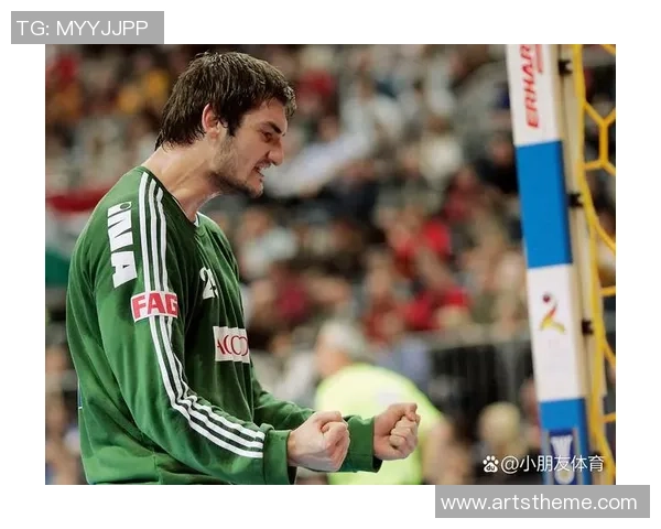 足球明星因比赛失利心如刀割泪洒赛场展现脆弱一面引发球迷共鸣